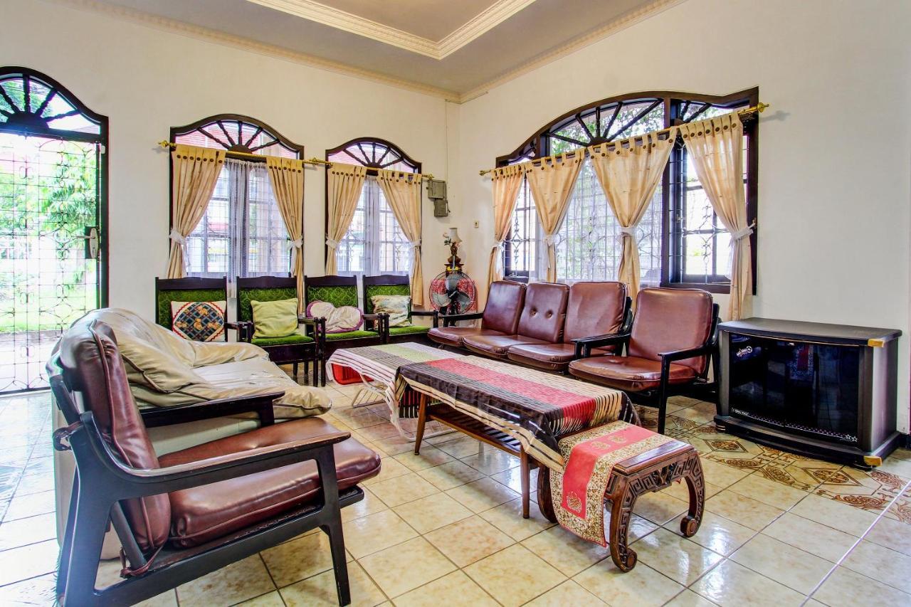 Spot On 92623 Mw 46 Guesthouse Pakualaman Екстериор снимка